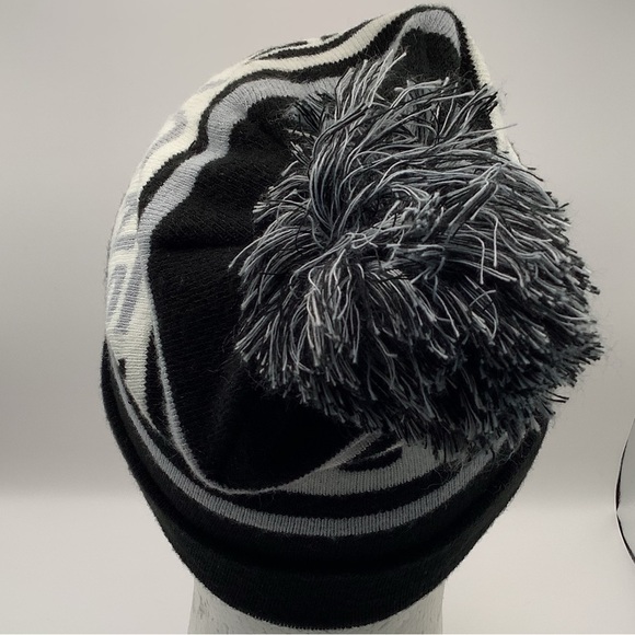 Vans Off The Wall Stocking Cap Beanie Black Gray - Picture 7 of 7